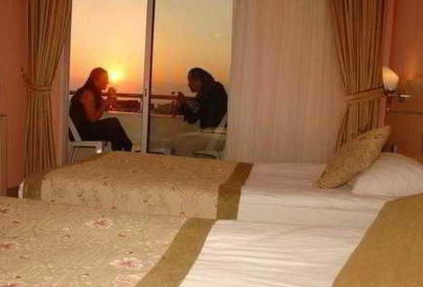 Sunbeach Hill Hotel Sidé Extérieur photo