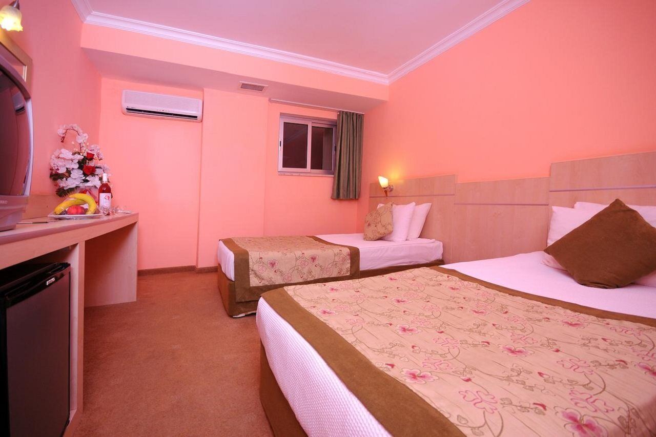 Sunbeach Hill Hotel Sidé Extérieur photo